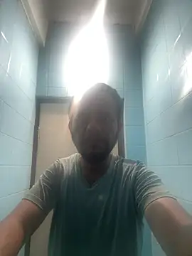 Snapshot of vmmalto chatting on July 29, 2026, 6:40 pm vmmalto online show from July 29, 2026, 6:40 pm