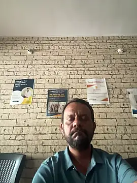 Snapshot of vmmalto chatting on July 6, 2026, 10:44 am vmmalto online show from July 6, 2026, 10:44 am