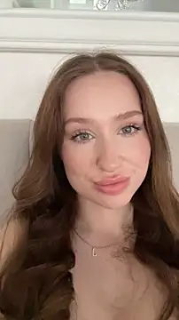 Snapshot of cuteeyesbaby chatting on April 10, 2026, 9:49 am cuteeyesbaby online show from April 10, 2026, 9:49 am