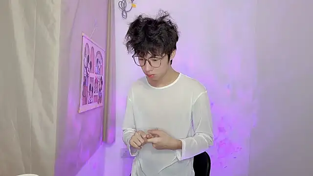 afahyu online show from March 13, 2026, 1:43 am