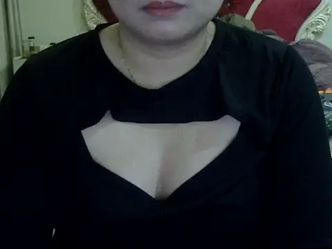 Sarah no land online show from January 10, 2026, 4:13 pm