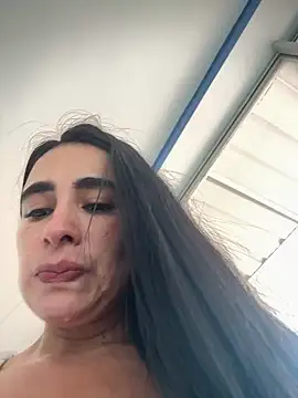 RoseOnYou online show from April 7, 2026, 7:48 pm