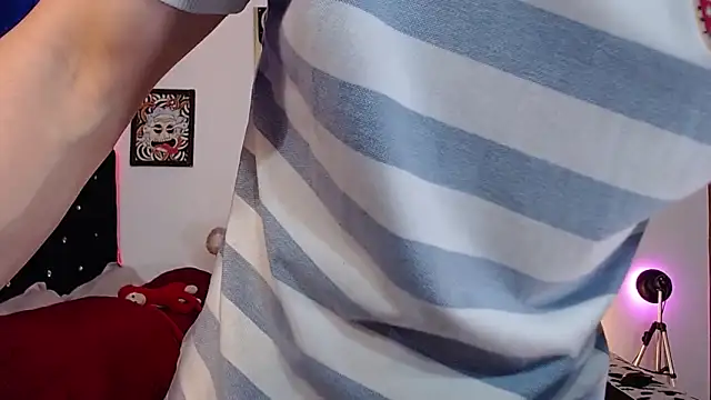 yorsamm smit online show from April 12, 2026, 1:42 am