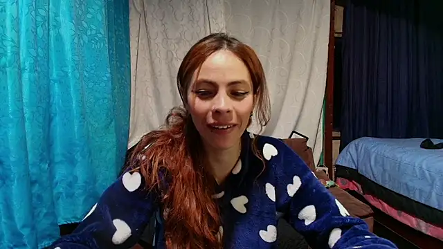 Snapshot of Gabys1610 chatting on February 12, 2026, 2:33 am Gabys1610 online show from February 12, 2026, 2:33 am