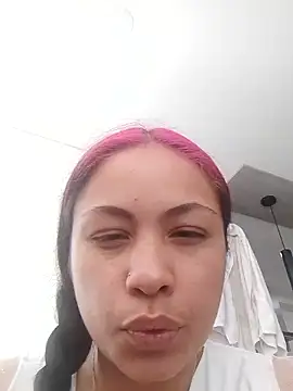 Snapshot of Luli2401 chatting on January 14, 2026, 4:10 pm Luli2401 online show from January 14, 2026, 4:10 pm