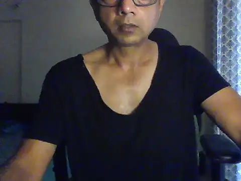 Snapshot of Moh-Moksha chatting on January 17, 2026, 12:42 pm Moh-Moksha online show from January 17, 2026, 12:42 pm