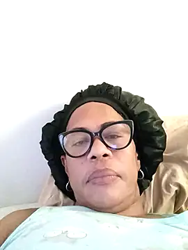 Snapshot of IIv0ryN0IIReX-XX chatting on February 3, 2026, 7:41 pm IIv0ryN0IIReX-XX online show from February 3, 2026, 7:41 pm