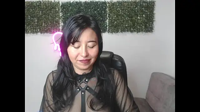 LolaOpalX online show from January 13, 2026, 1:09 am