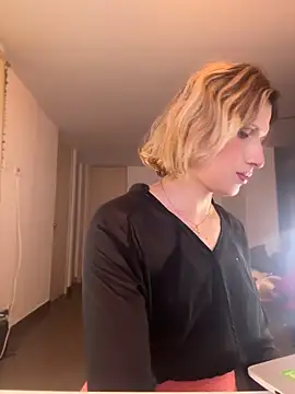 milablossom01 online show from June 4, 2026, 8:46 pm