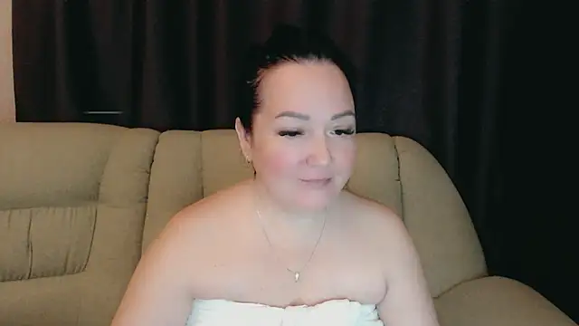 Snapshot of infinity_loveliness chatting on September 21, 2025, 6:18 am infinity loveliness online show from September 21, 2025, 6:18 am