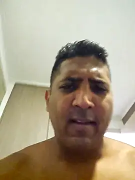 xxxch3o online show from March 10, 2026, 12:58 am