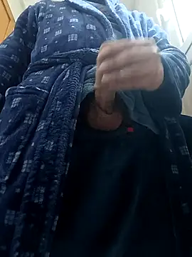 Tommybpdy online show from February 9, 2026, 11:19 am