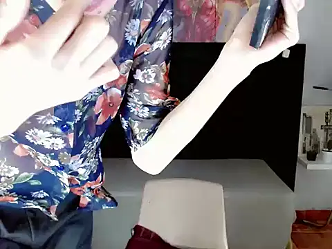 sora jun online show from February 14, 2026, 2:39 pm