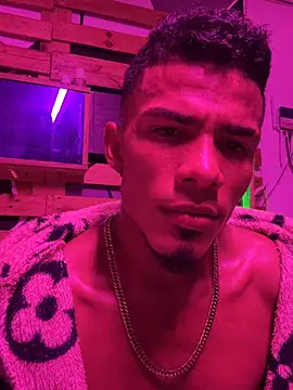 Sha dowR7 online show from April 28, 2026, 1:26 am