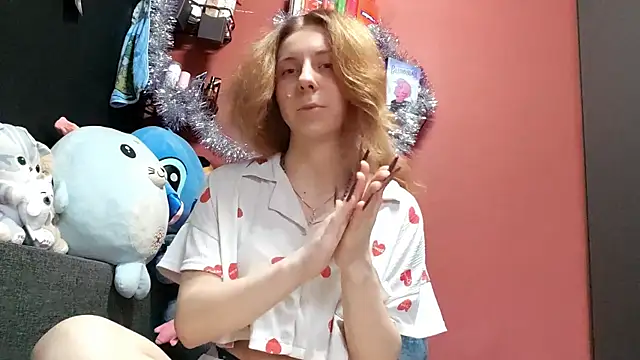 Snapshot of TiaraHenegan chatting on January 11, 2026, 7:26 am TiaraHenegan online show from January 11, 2026, 7:26 am