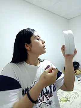 SweetAlbedo online show from February 7, 2026, 12:18 am