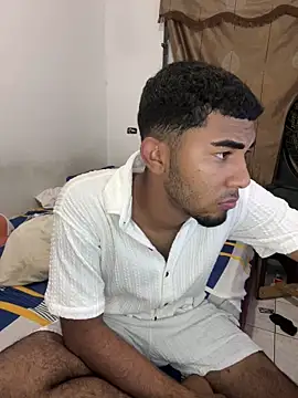 youngalexofficial online show from February 22, 2026, 11:39 pm