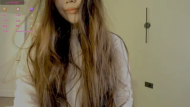 Aiko mainee online show from February 15, 2026, 3:18 am