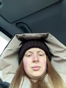 Snapshot of BlondeHott chatting on February 1, 2026, 7:17 am BlondeHott online show from February 1, 2026, 7:17 am