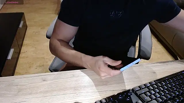 sensualman90 online show from February 19, 2026, 9:01 pm