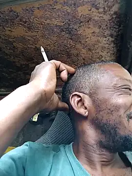 Snapshot of Negaomalinha1 chatting on February 4, 2026, 2:45 pm Negaomalinha1 online show from February 4, 2026, 2:45 pm