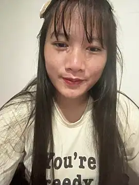 Suni-ii online show from March 10, 2026, 11:42 pm