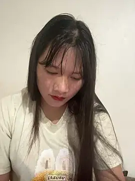 Snapshot of Suni-ii chatting on February 14, 2026, 7:52 am Suni-ii online show from February 14, 2026, 7:52 am