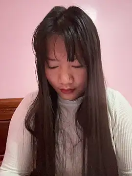 Snapshot of Suni-ii chatting on February 18, 2026, 8:49 pm Suni-ii online show from February 18, 2026, 8:49 pm