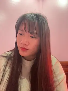 Snapshot of Suni-ii chatting on February 9, 2026, 1:09 pm Suni-ii online show from February 9, 2026, 1:09 pm