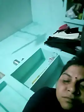 Rajnilodhi4788 online show from January 15, 2026, 5:38 pm