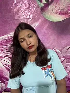 Priyaa 1433 online show from August 3, 2026, 11:05 am