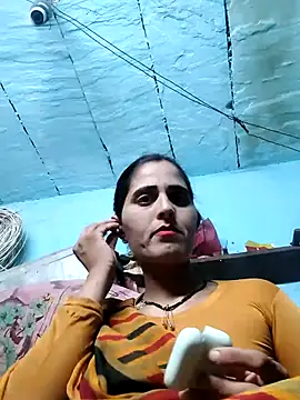 Bhavna8080 online show from June 11, 2026, 3:42 pm