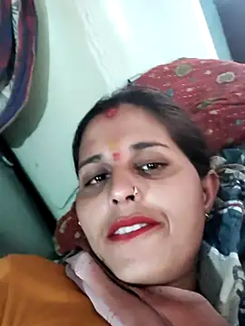 Bhavna8080 online show from June 17, 2026, 5:18 am
