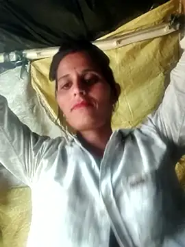 Bhavna8080 online show from February 5, 2026, 11:28 am