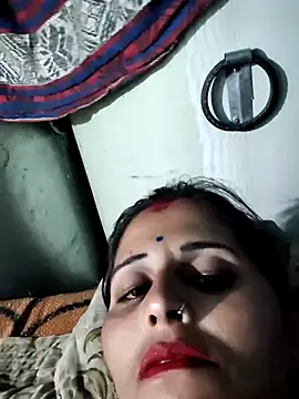 Bhavna8080 online show from June 24, 2026, 3:32 pm