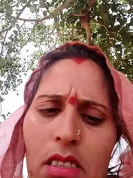 Bhavna8080 online show from May 24, 2026, 7:19 am