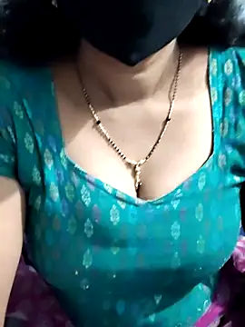 lusy79 online show from February 19, 2026, 9:06 am