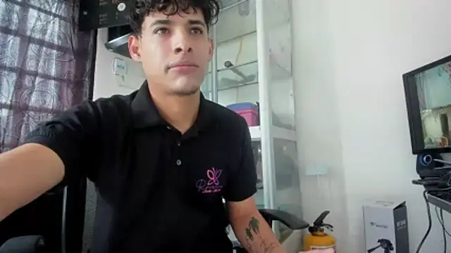 Snapshot of MaxStar26 chatting on January 12, 2026, 12:56 pm MaxStar26 online show from January 12, 2026, 12:56 pm