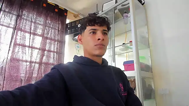 Snapshot of MaxStar26 chatting on January 10, 2026, 2:23 pm MaxStar26 online show from January 10, 2026, 2:23 pm