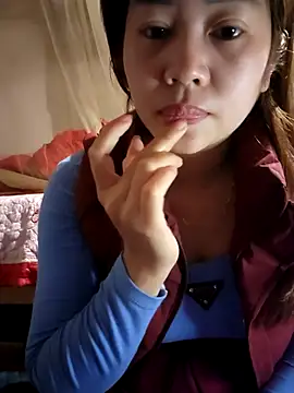 Snapshot of Comebaby-077 chatting on January 11, 2026, 8:27 pm Comebaby-077 online show from January 11, 2026, 8:27 pm