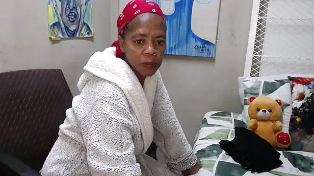 Snapshot of Longniplzerx40 chatting on February 14, 2026, 6:30 pm Longniplzerx40 online show from February 14, 2026, 6:30 pm