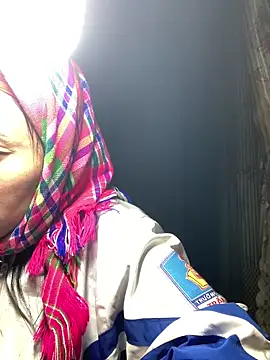 hinicky-0 online show from February 2, 2026, 7:40 am