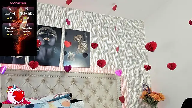 Snapshot of MeganRosseX chatting on February 13, 2026, 5:13 pm MeganRosseX online show from February 13, 2026, 5:13 pm