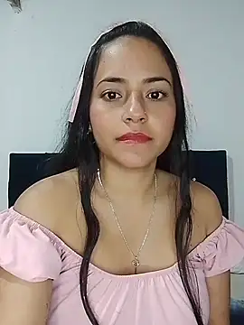 Snapshot of Maliha_21 chatting on February 22, 2026, 1:41 am Maliha 21 online show from February 22, 2026, 1:41 am