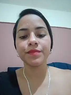 Snapshot of Maliha_21 chatting on January 18, 2026, 1:31 am Maliha 21 online show from January 18, 2026, 1:31 am