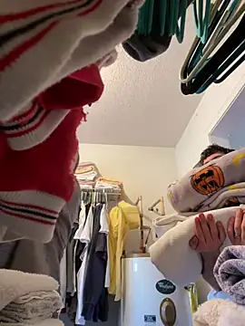 Snapshot of SugarNCinnamon chatting on February 9, 2026, 8:18 pm SugarNCinnamon online show from February 9, 2026, 8:18 pm