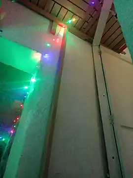 expiredacount666 online show from January 5, 2026, 7:28 pm