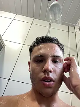 Wellington00  online show from January 6, 2026, 9:19 pm