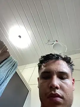 Wellington00  online show from January 14, 2026, 9:07 pm