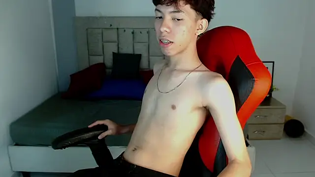 Nico  fox123 online show from January 8, 2026, 5:41 pm